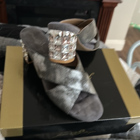 Joan Boyce Fancy Sandals NWOT - Picture 7 of 7